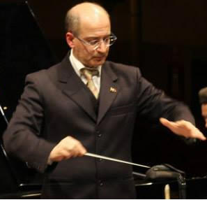Direttore dell'Orchestra Filarmonica Francesco Di Peri